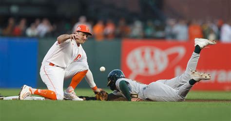 Despite another dud, SF Giants squeak by MLB-worst A’s to snap losing streak